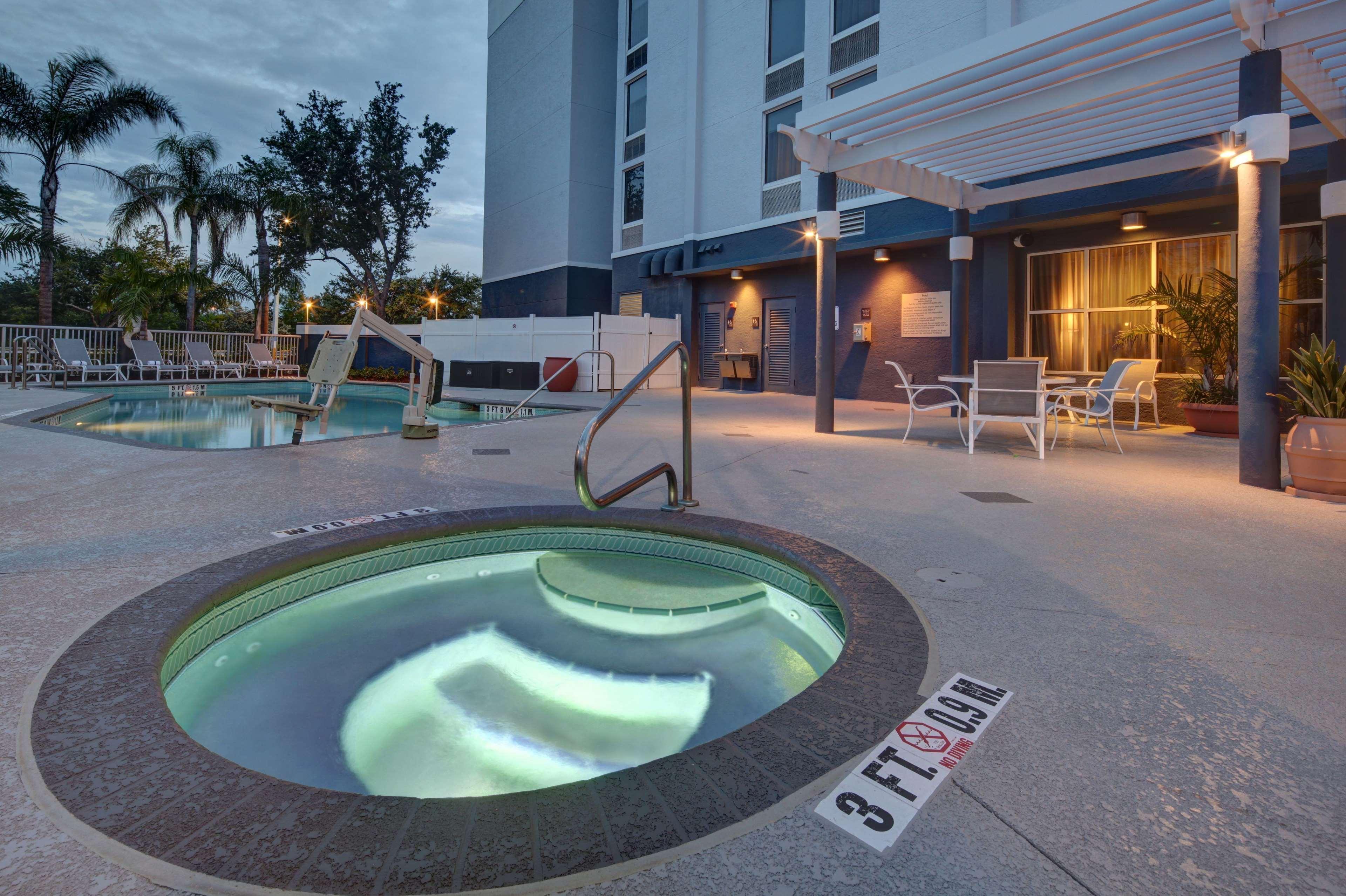 Hampton Inn Pembroke Pines Esterno foto
