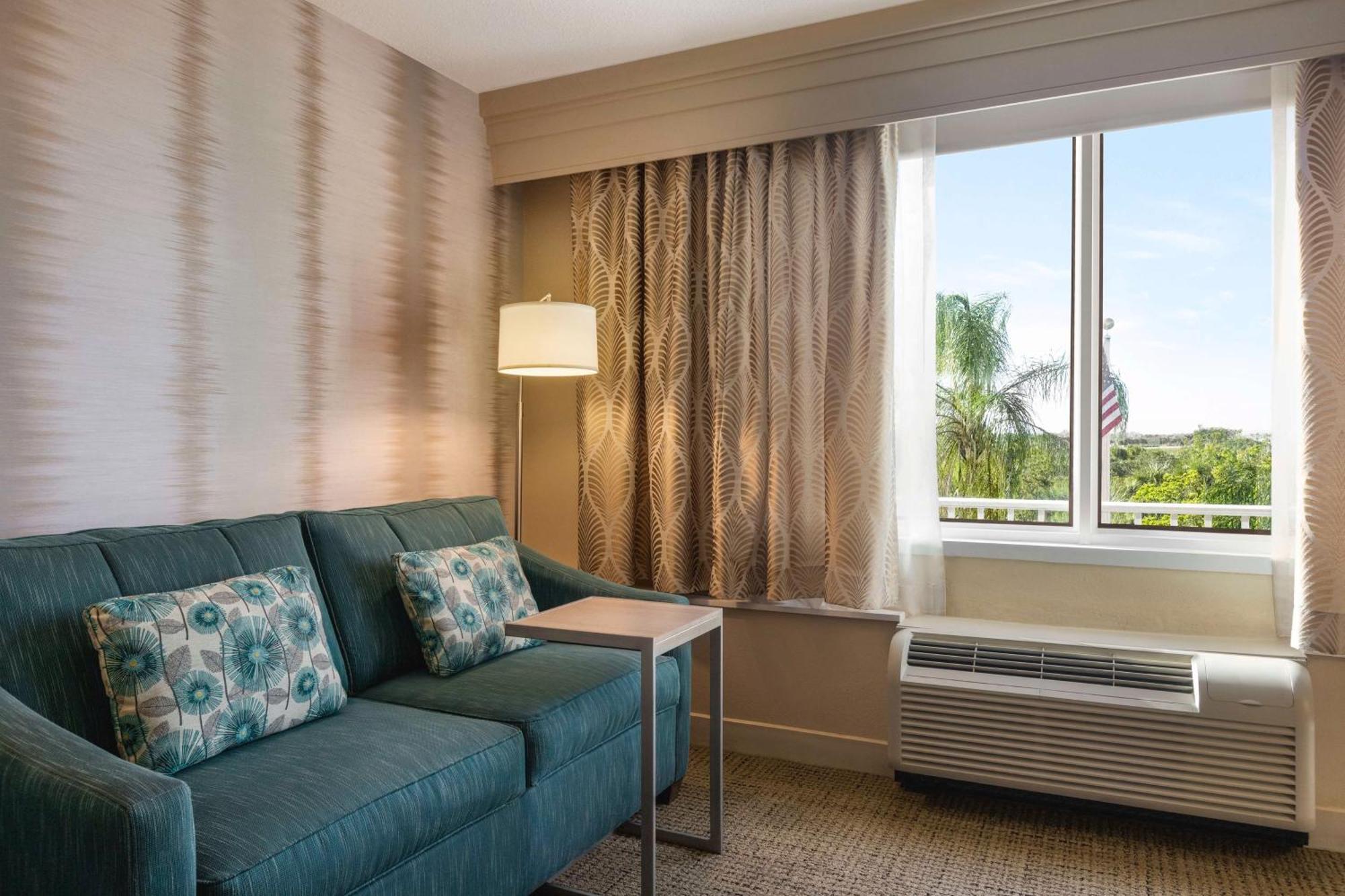 Hampton Inn Pembroke Pines Esterno foto