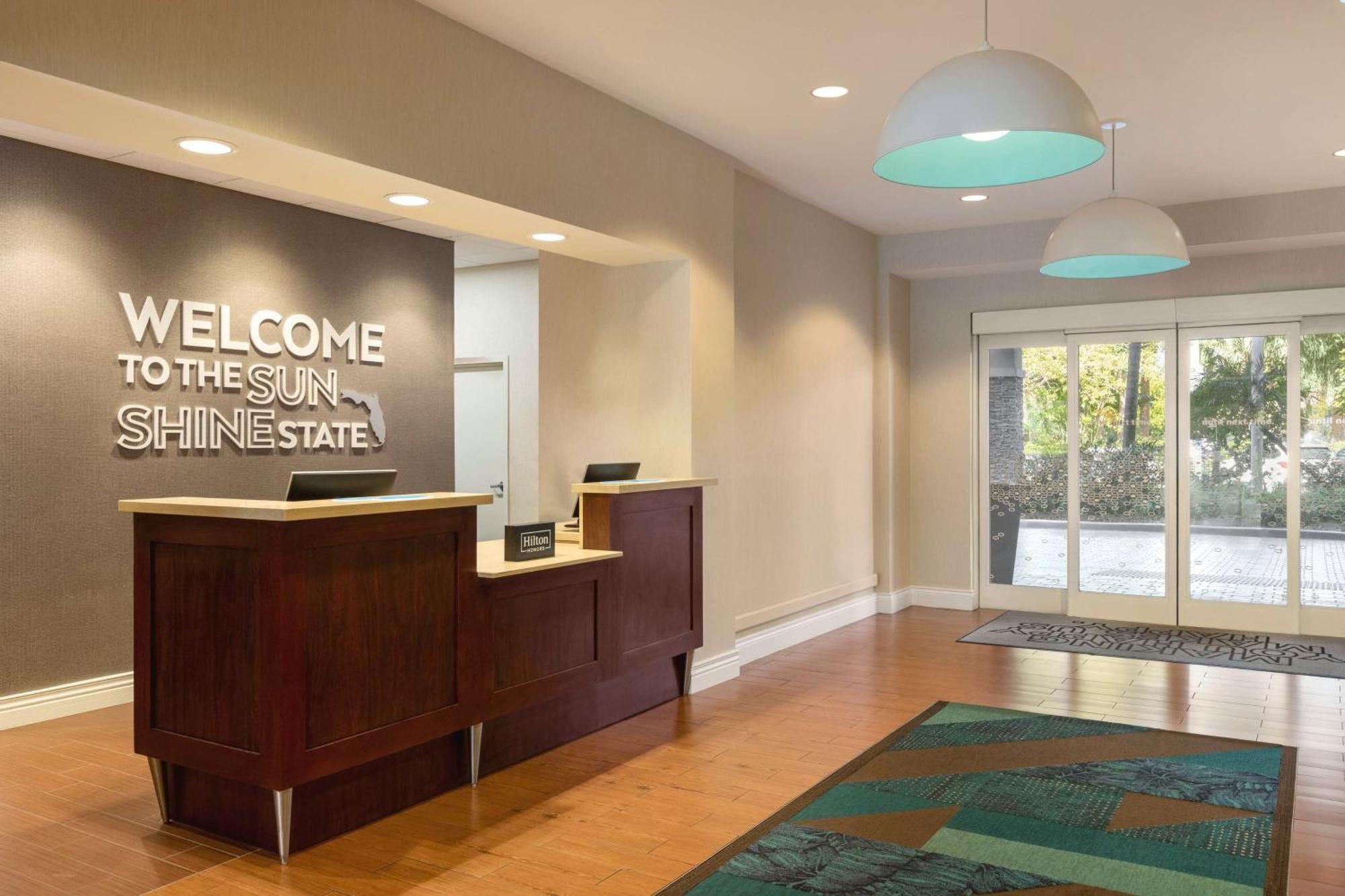 Hampton Inn Pembroke Pines Esterno foto