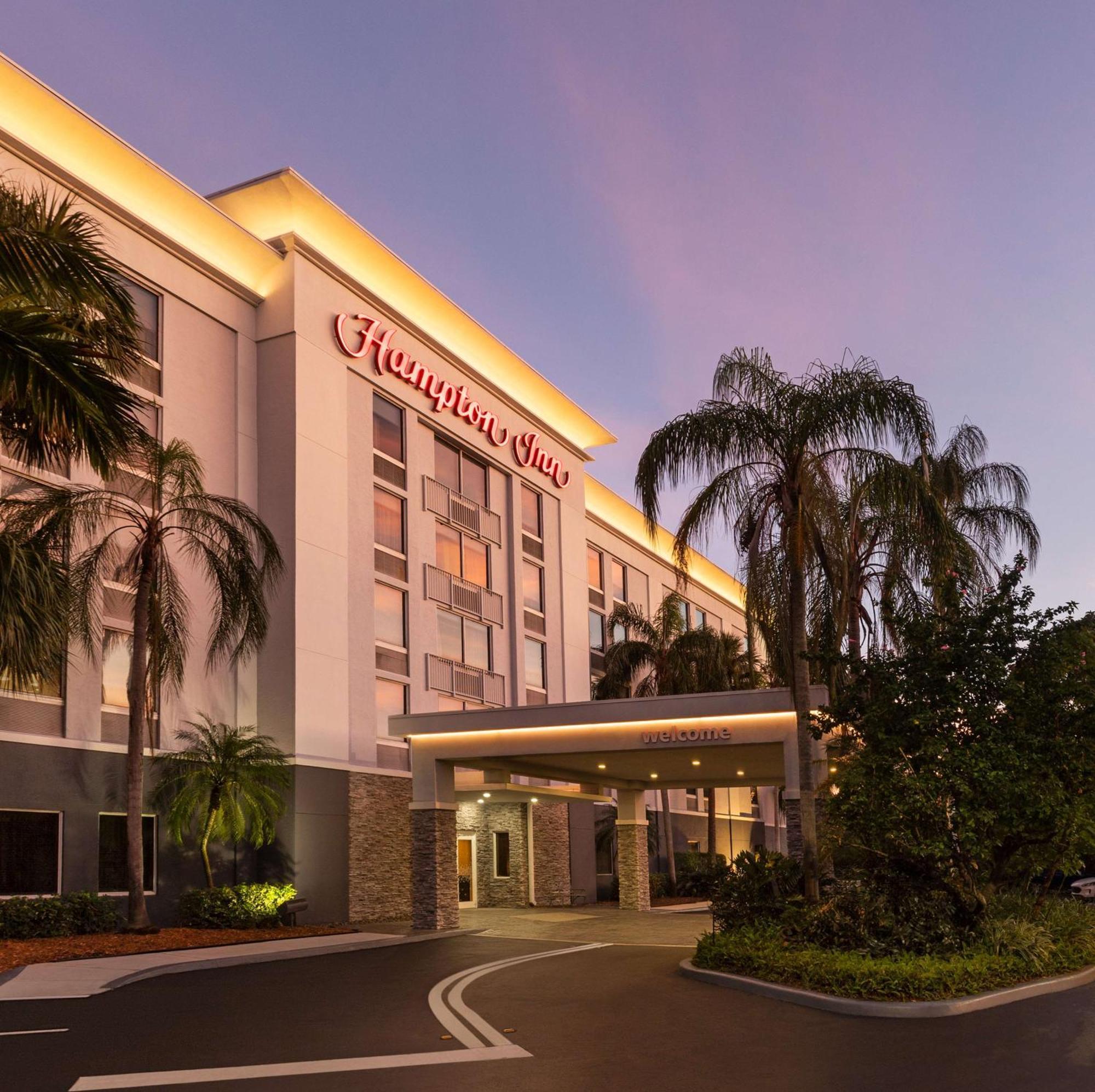 Hampton Inn Pembroke Pines Esterno foto
