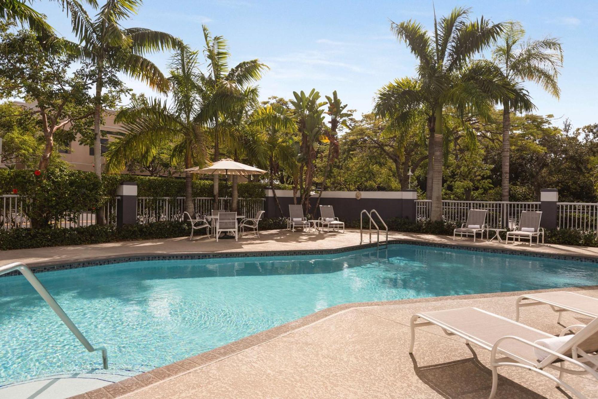 Hampton Inn Pembroke Pines Esterno foto