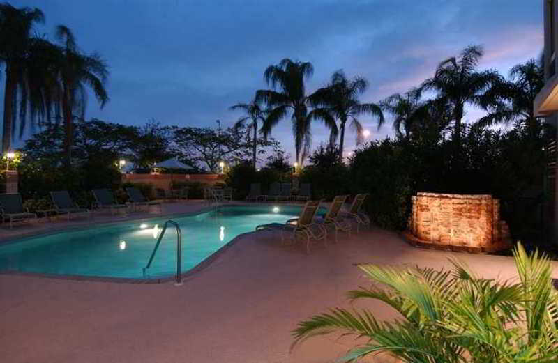 Hampton Inn Pembroke Pines Esterno foto