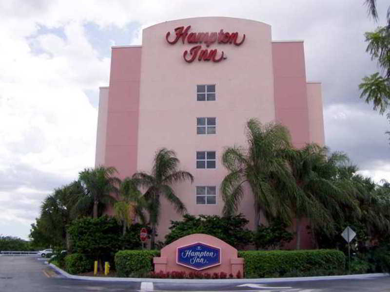 Hampton Inn Pembroke Pines Esterno foto